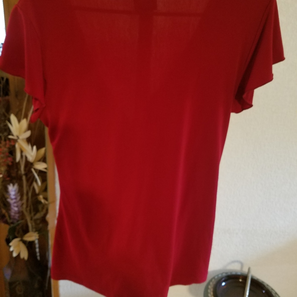 Red Top - Picture 3 of 4